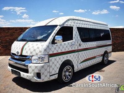 Picture of Toyota Quantum 2.5 D-4d 14seats Manual 2008