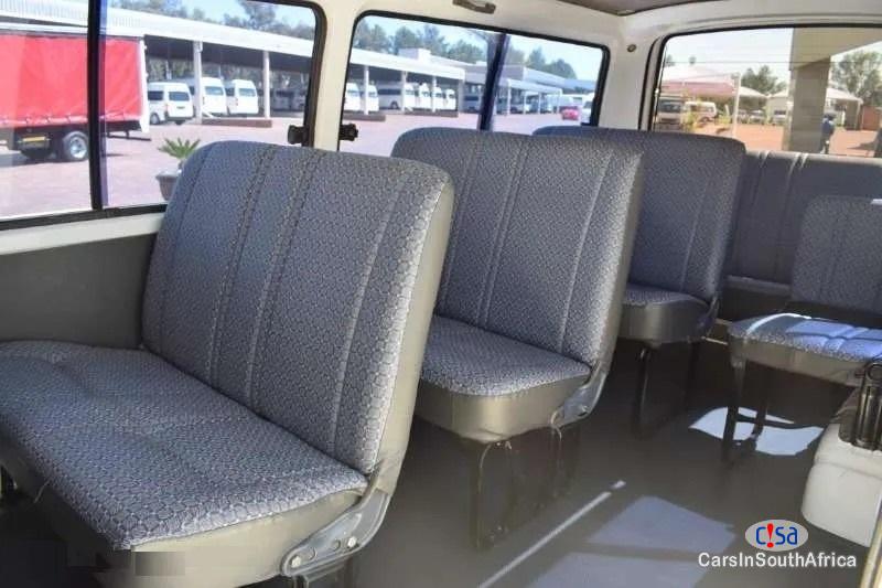 Toyota HiAce 2.2 Manual 2007 - image 11