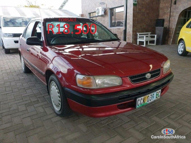 Pictures of Toyota Corolla 1.6 Manual 1998