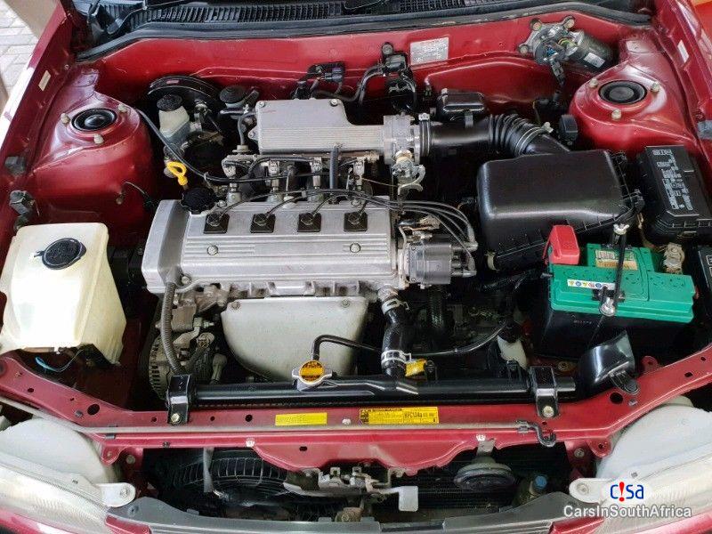 Toyota Corolla 1.6 Manual 1998 - image 4