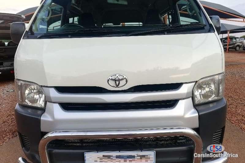 Toyota HiAce 2.5 Manual 2018 - image 9