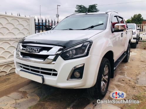 Isuzu KB300 3 Automatic 2018 in Gauteng