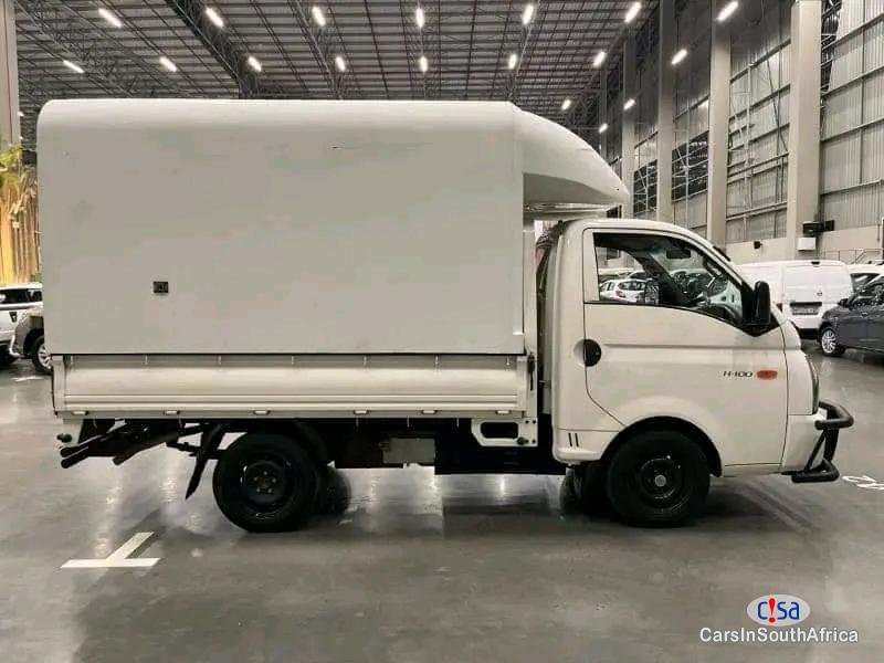 Picture of Hyundai H-1 2020 Hyndai H.1 2.6D Manual 0698183175 Manual 2020 in South Africa