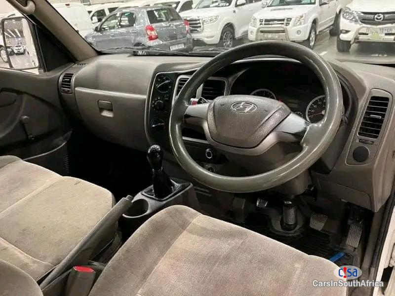 Hyundai H-1 2020 Hyndai H.1 2.6D Manual 0698183175 Manual 2020 in Gauteng - image