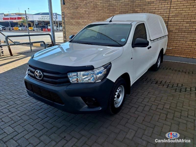 Toyota Hilux 2.0s Aircon 067 251 5460 Manual 2021