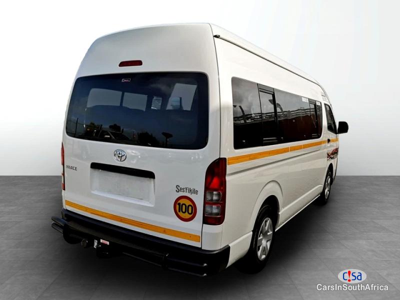 Toyota Quantum Hiace 2.5D-4D 067 251 5460 Manual 2023 - image 4