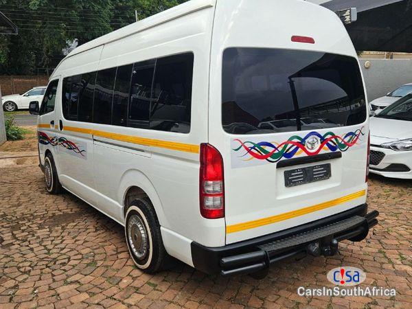 Toyota Quantum 2.5 D-4D Sesfikile 16-seat Manual 2021 - image 2