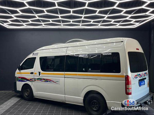 Toyota Quantum 2.7 Sesfikile 16-Seat Manual 2021 - image 2