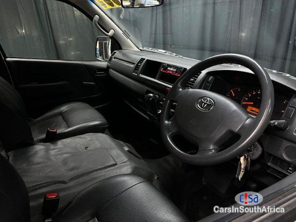 Toyota Quantum 2.7 Sesfikile 16-Seat Manual 2021 - image 3