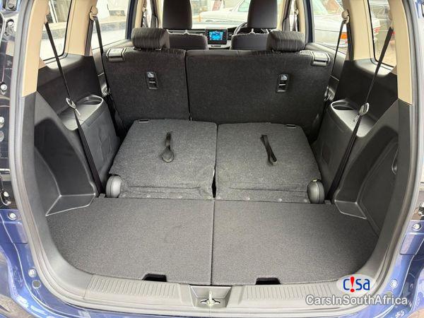 Suzuki Ertiga 1.5 GL Manual 2022 - image 3