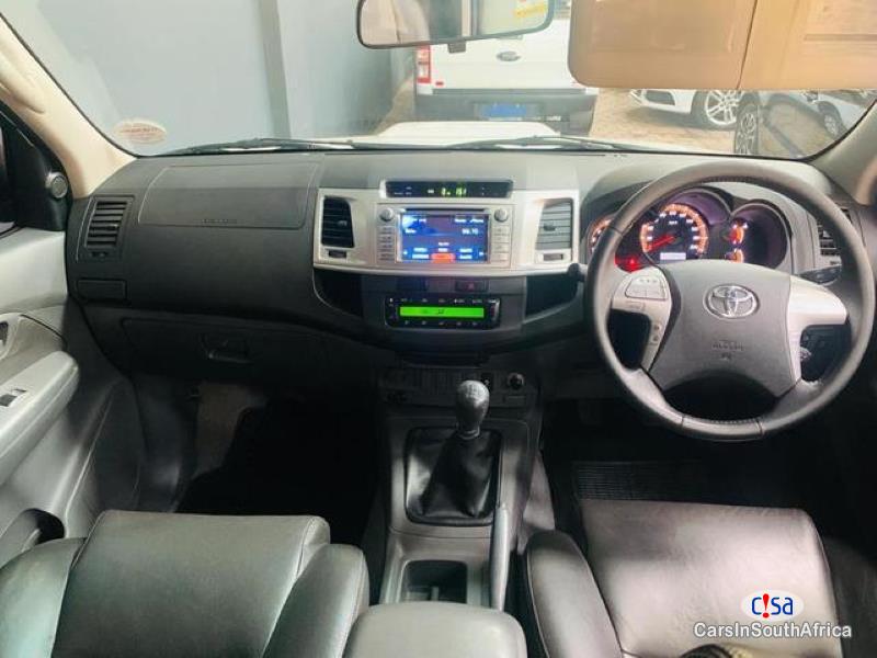 Picture of Toyota Hilux Manual 2013 in Mpumalanga