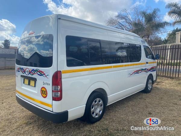 Toyota Quantum 2.5 D-4D Sesfikile 16-Seat Manual 2021