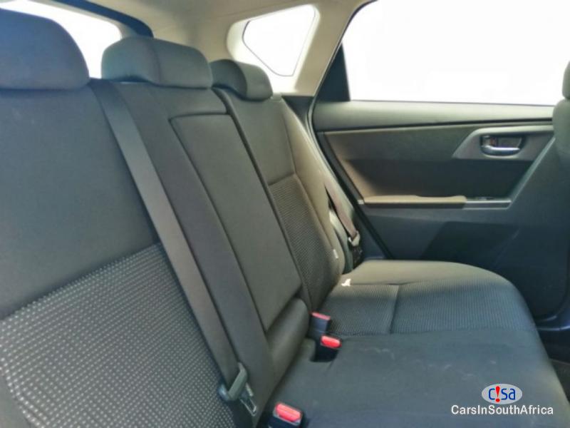 Toyota Auris 1.3 X Manual 2013 in Gauteng - image