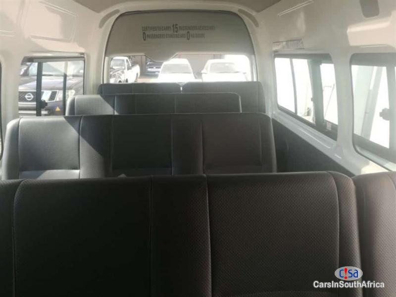 Toyota Quantum 2.5 Manual 2015 - image 5