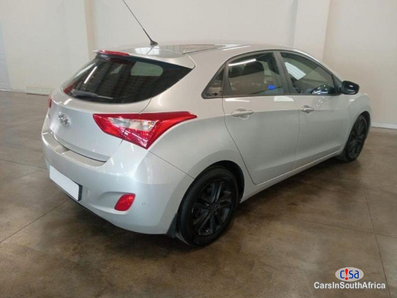 Hyundai i30 1.6 Manual 2014 - image 2