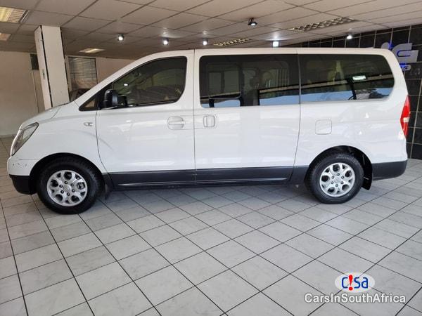 Hyundai H-1 2.4 CVVT I Executive Manual 2013
