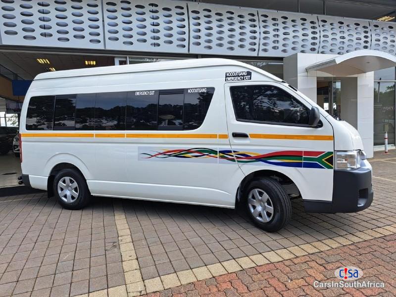 Toyota Quantum Bank Repossessed 2.5 D4d Ses´fikile 16 Seater Manual 2020