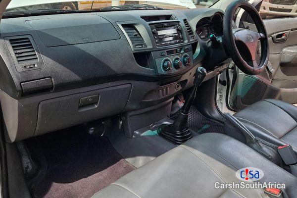 Toyota Hilux 2.5 D4D Manual 2012 in South Africa