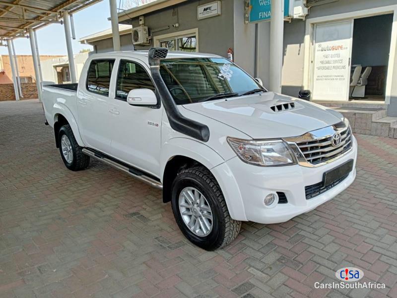 Picture of Toyota Hilux 3.0D4D Manual 2013