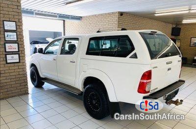 Toyota Hilux 3.0D4D Manual 2015 - image 2