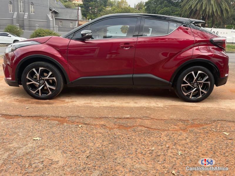 Toyota CHR 1.2 T Plus Automatic 2022 - image 2