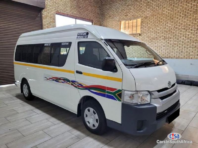 Pictures of Toyota Quantum 2.5 D4D Sesifikire Manual 2023