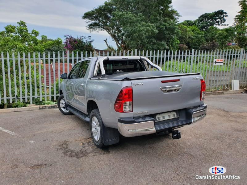 Toyota Hilux 2.5 Automatic 2015