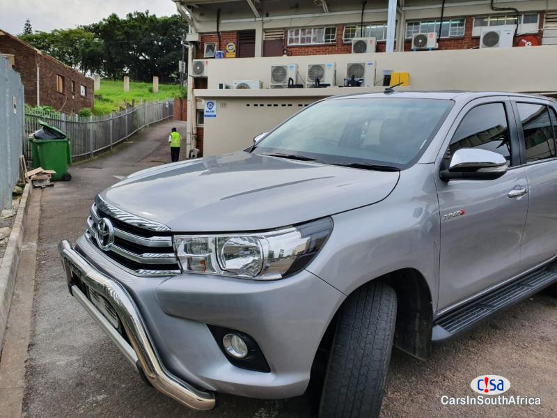 Toyota Hilux 2.5 Automatic 2015 in South Africa