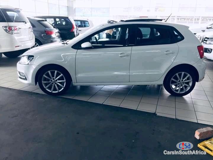 Volkswagen Polo 1.2L TSI 0813350925 Automatic 2016 - image 4