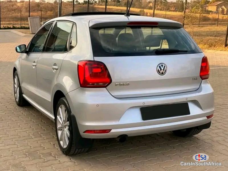 Volkswagen Polo 1.2 Manual 2016 - image 2