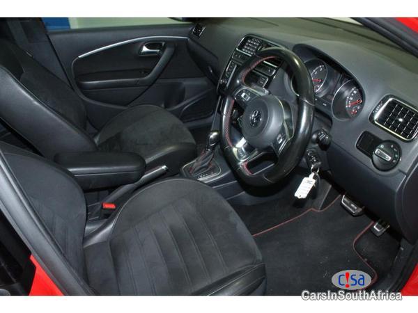 Volkswagen Polo Automatic 2015 - image 6
