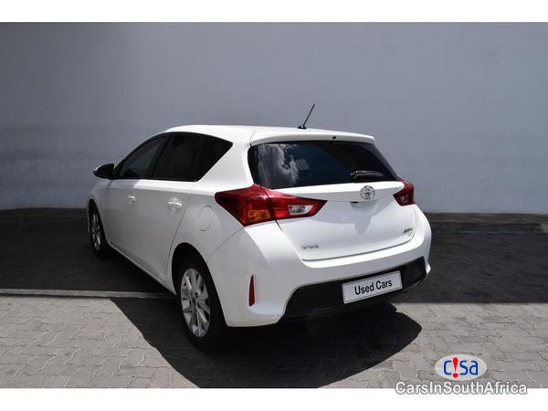 Toyota Auris 1.6xs Manual 2015 - image 3