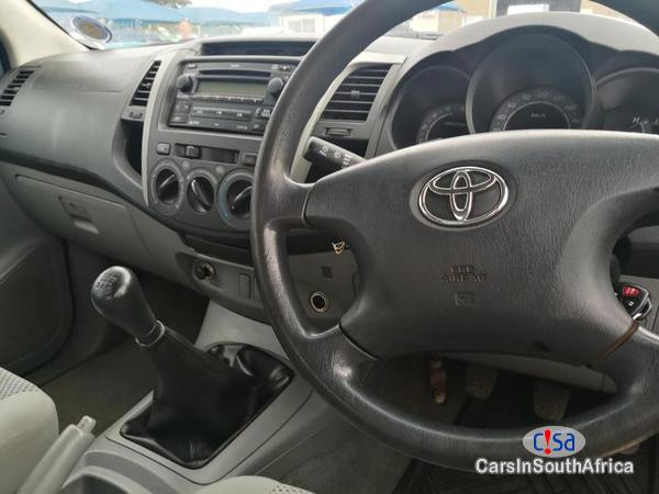Picture of Toyota Hilux 3.0 D-4d Manual 2007 in South Africa