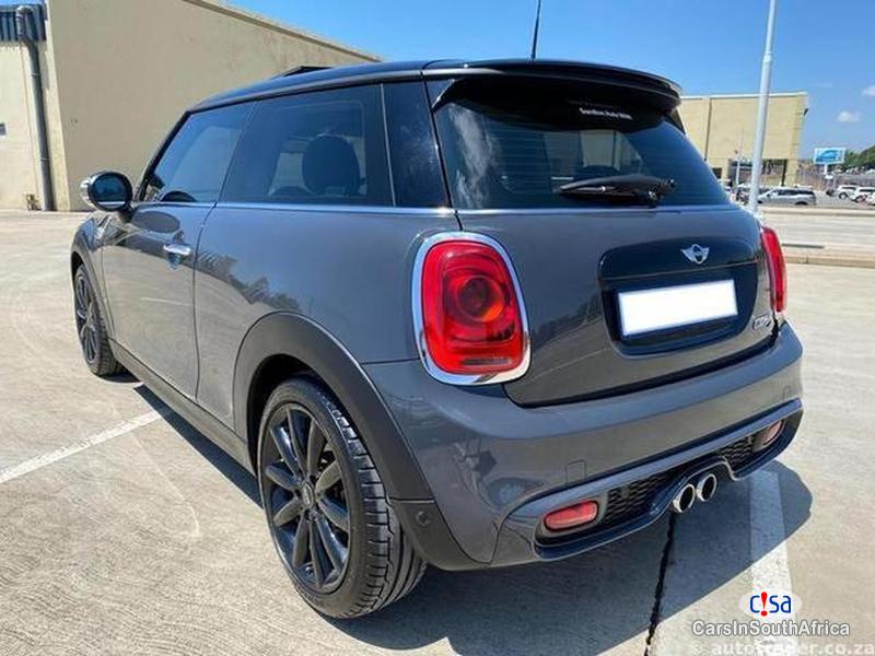 Mini Cooper Cooper S 1,6 Petrol Auto Automatic 2015 in South Africa