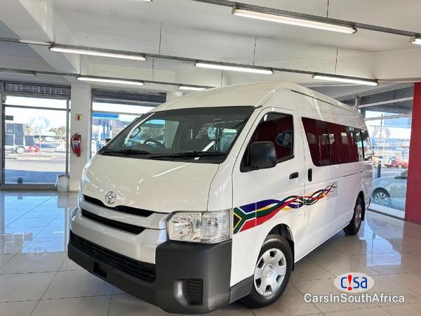 Toyota Quantum 2.5 Manual 2021 - image 2