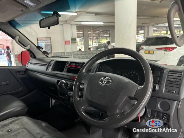 Toyota Quantum 2.5 D -4D Ses&acute;fikile 16 Seats Manual 2021 in South Africa