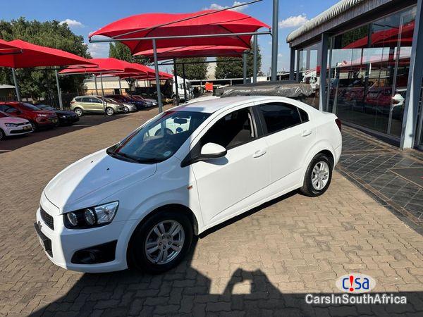 Chevrolet Sonic 1.6 LS Automatic 2012 - image 2