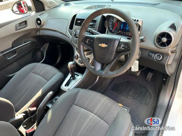 Chevrolet Sonic 1.6 LS Automatic 2012 - image 4