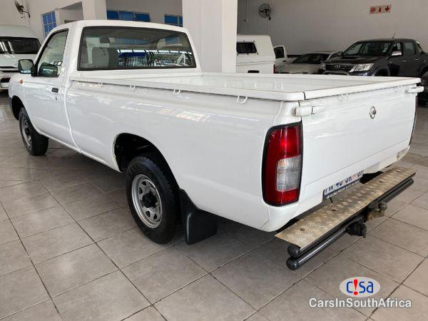 Nissan NP300 2.0 Or Whatsapp/0683466875 Manual 2016 - image 2