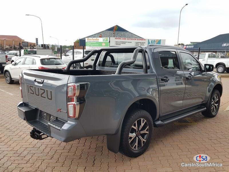 Isuzu D-Max/call Whatsapp 068 346 6875 Automatic 2024 - image 2
