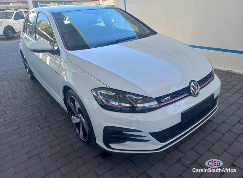 Pictures of Volkswagen Golf 2.0 Automatic 2020