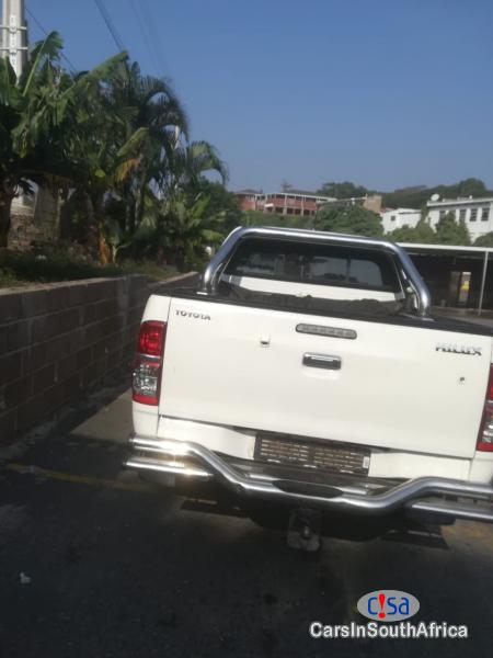 Toyota Hilux Bakkie Manual 2010