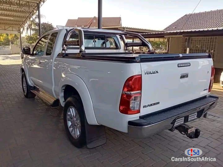 Toyota Hilux Rider 3.0 D4D Manual 2015 in South Africa