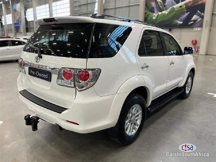 Toyota Fortuner 3.0 D4D Manual 2015 - image 4