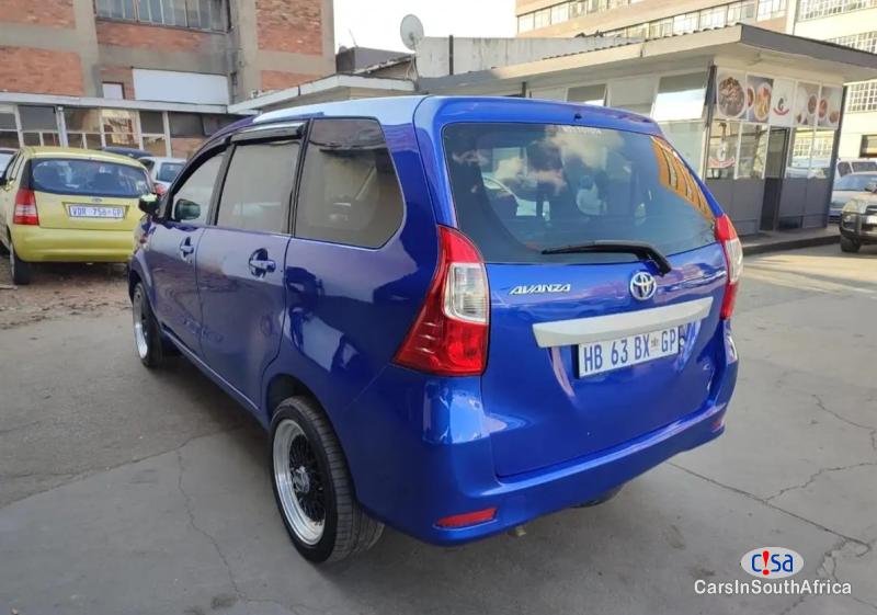 Toyota Avanza 1.5 /call Whatsapp 068 346 6875 Manual 2019 - image 2