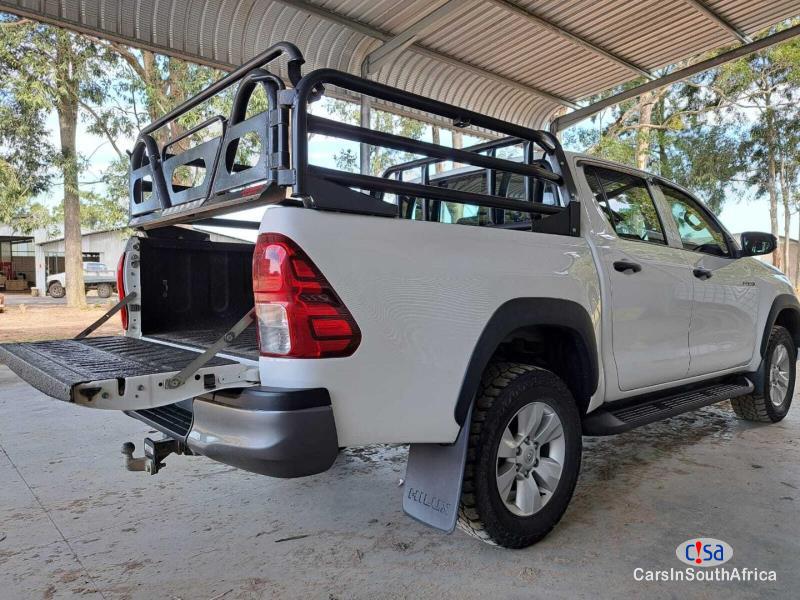 Toyota Hilux Bakkie Automatic 2018 - image 2