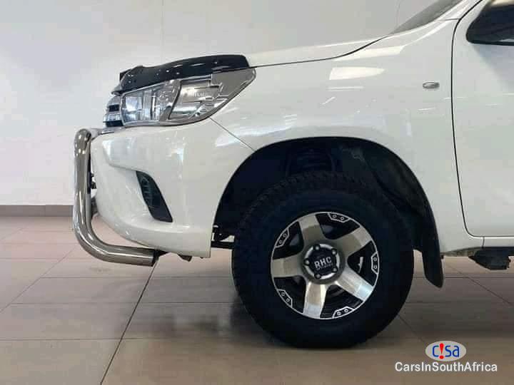 Toyota Hilux 2.4 Manual 2017 in South Africa