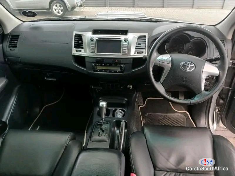 Picture of Toyota Hilux 3.0 D4D LEGEND 45 RAIDER[0817579183] Automatic 2015 in South Africa
