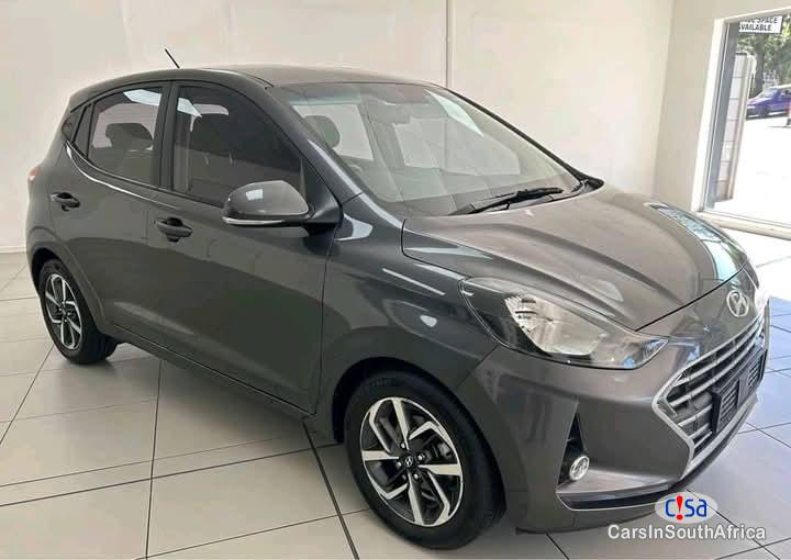 Hyundai i10 Manual 2021 - image 3