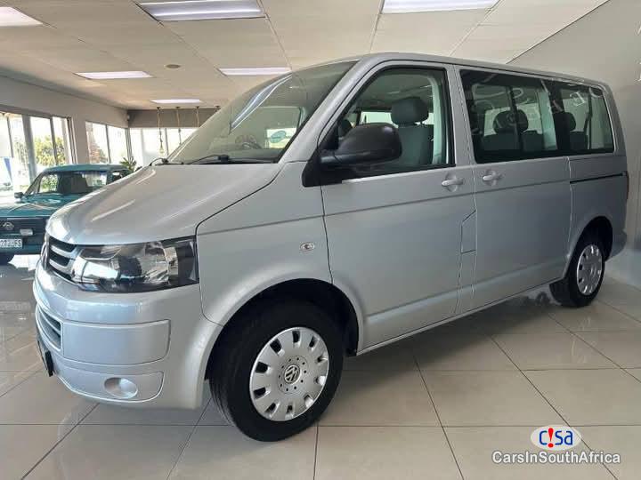 Volkswagen Kombi Manual 2013 - image 4